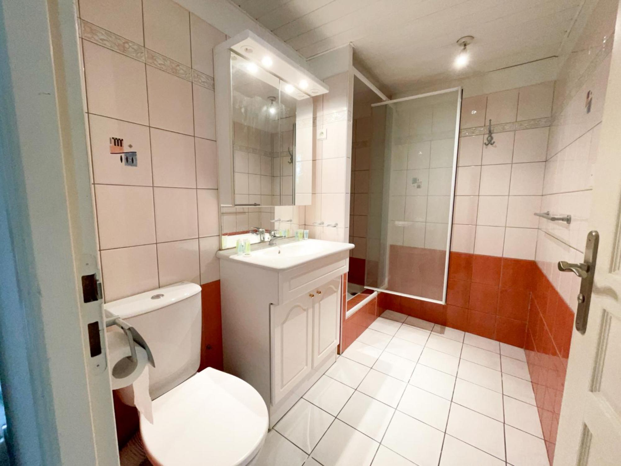 סלון-דה-פרובנס Spacieux Duplex Central Avec Terrasse Tropezienne מראה חיצוני תמונה